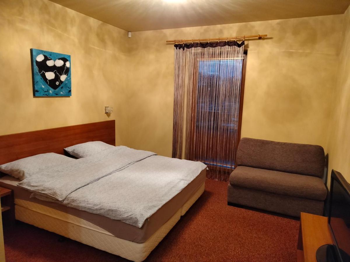 Velka Lomnica Apartman Robo Экстерьер фото